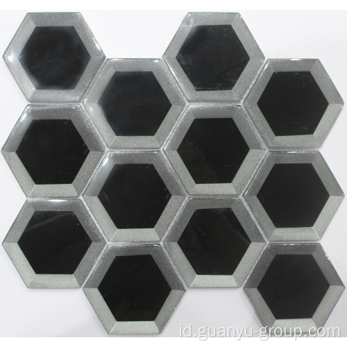 BLACK DAN WHITE GLASS MOSAIC